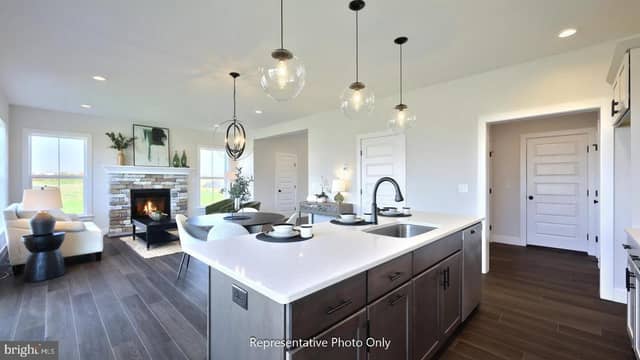 50 Canterbury Lane photo 12