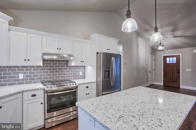 016 Starlight Lane photo 12