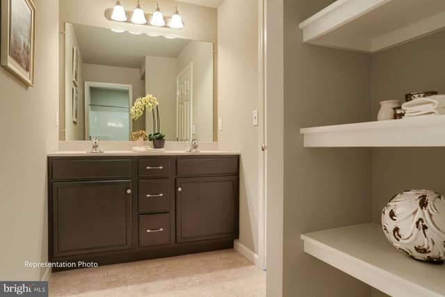 117 Candler Way photo 11