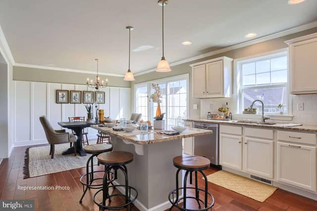 117 Candler Way photo 3