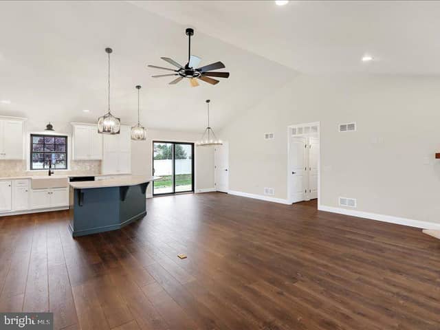 013 Starlight Lane photo 12