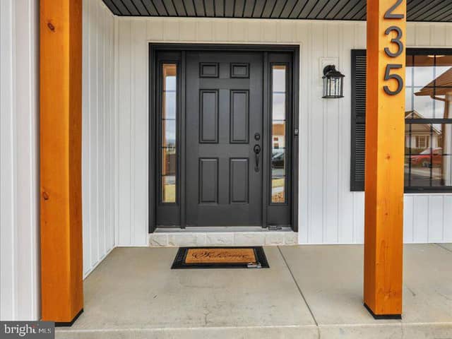 013 Starlight Lane photo 2
