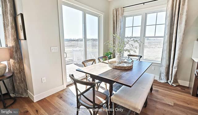 208 Pinnacle Ridge Drive photo 11