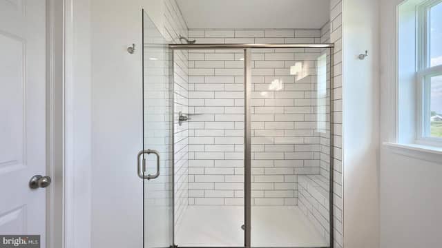 641 Sunset Boulevard photo 10