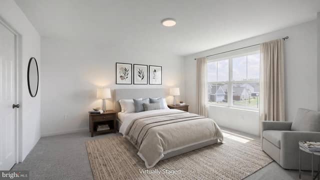 641 Sunset Boulevard photo 8