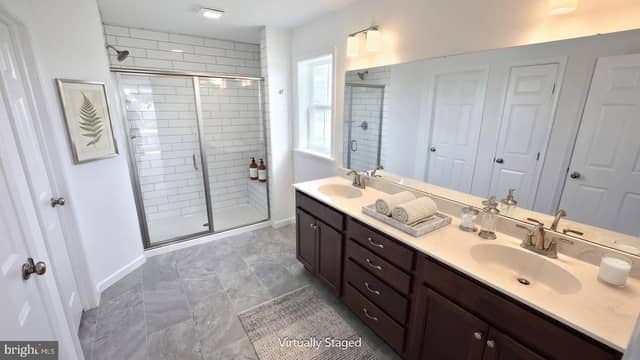 641 Sunset Boulevard photo 9