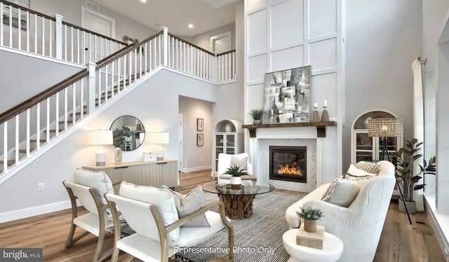 832 Sunset Boulevard photo 9