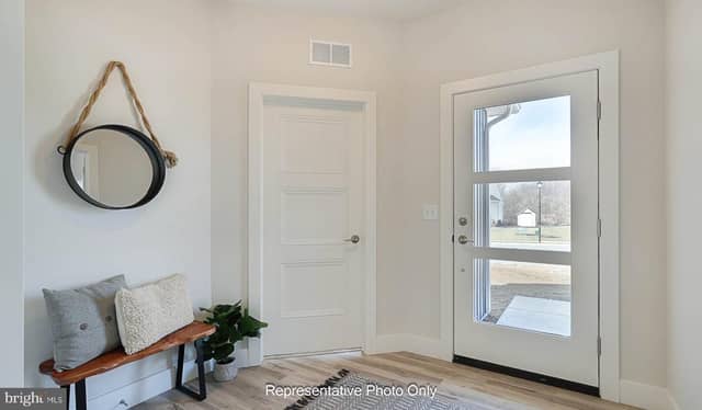 609 Pinnacle Ridge Drive photo 2
