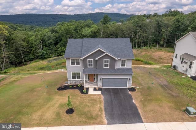 181 Morleton Avenue photo 4