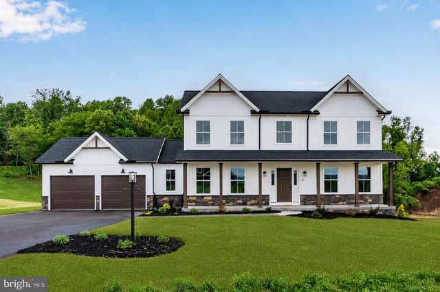 56 Pinetree Drive, Duncannon PA new construction home