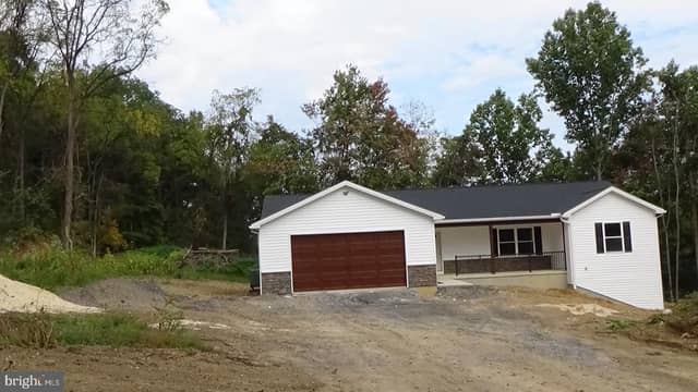 65 Eagle Lane, New Bloomfield PA new construction home