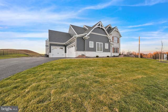 705 Oxford Drive # 39 - MODEL HOME photo 2