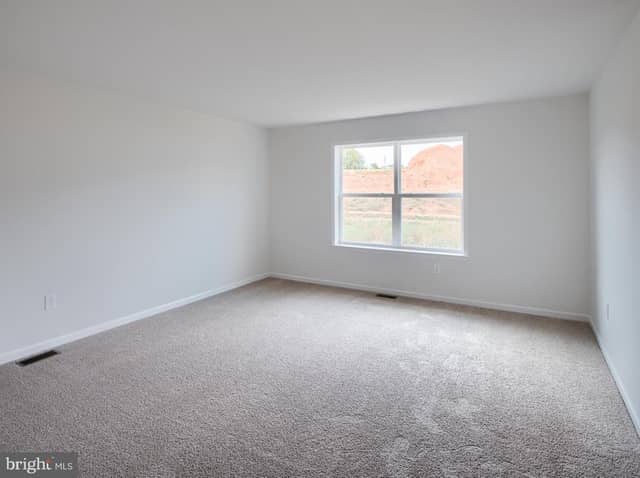 311 Boxwood Drive photo 5