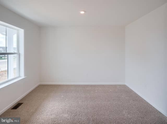 311 Boxwood Drive photo 8