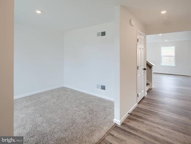 307 Boxwood Drive photo 7