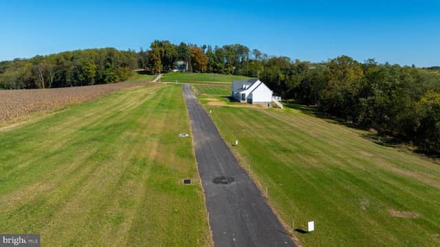 LOT 6 CAMDEN MODEL Harambe Overlook photo 3