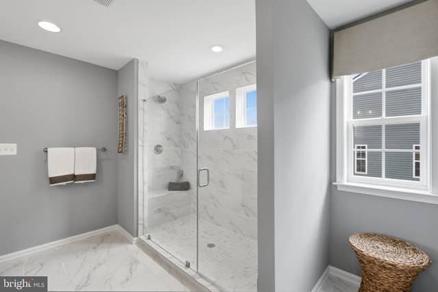 500 Benjamin Road photo 8