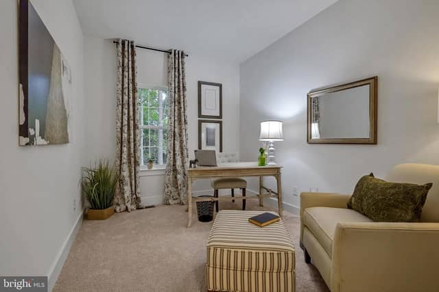 4025 Rolling Meadow Court photo 11