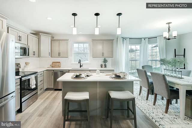 Abbey Plan At Logan Meadows photo 7