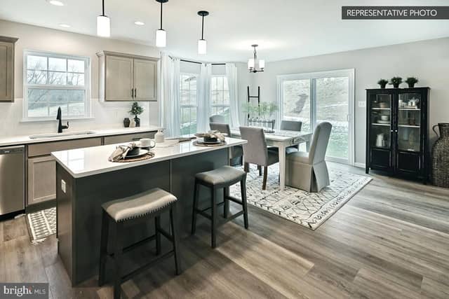 Abbey Plan At Logan Meadows photo 8
