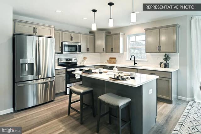 Abbey Plan At Logan Meadows photo 9