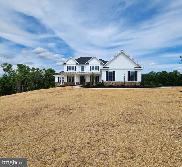 406 Willow Oak Drive, Lewisberry PA new construction home