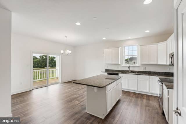 2658 Victorian Drive # LOT 76 photo 4