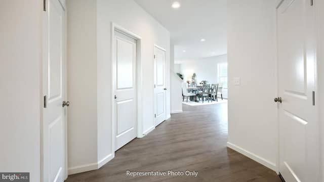 7485 Saint Patrick Court photo 11