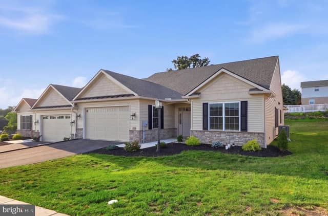 620 Bluff Stone Drive # 11, York PA new construction home