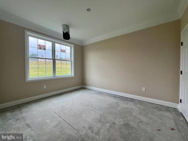 405 Ledge Rock Drive # 26 photo 7