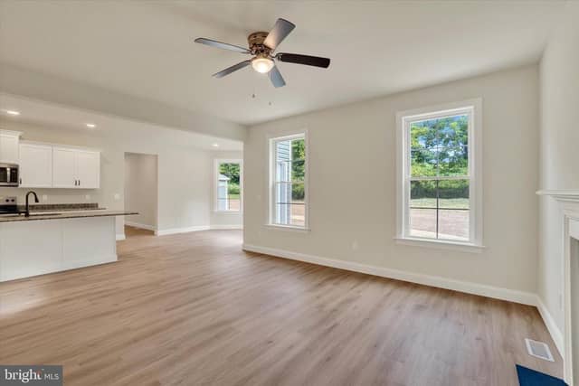 825 Furnace Road photo 11