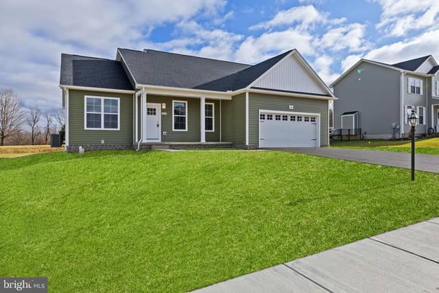 300 Steeple View Drive photo 2