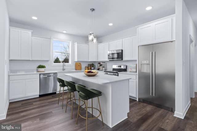 300 Steeple View Drive photo 8