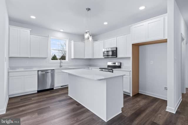 300 Steeple View Drive photo 9