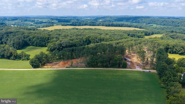4001 Back Creek - Woodberry Designer Model Road photo 3
