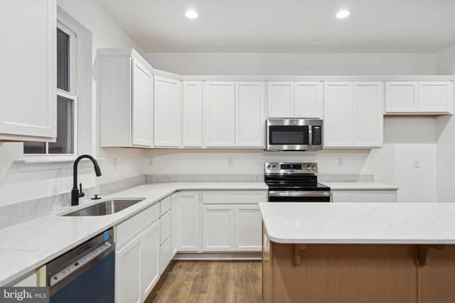 39 Friar Rd # 34 photo 10