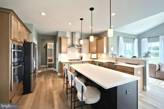 Beacon Pointe Plan At Donwood Estates photo 4