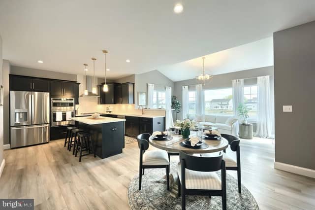 Copper Beech Plan At Donwood Estates photo 8