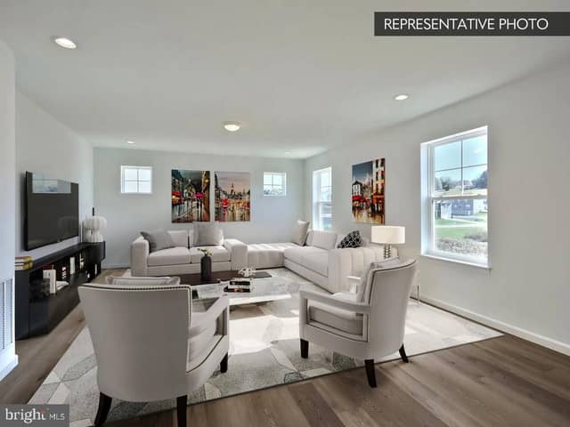 Linden Plan At Donwood Estates photo 6