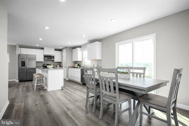 108 Limestone Drive photo 6