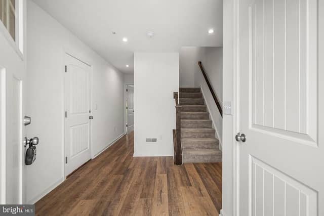 440 Bradford Drive photo 5