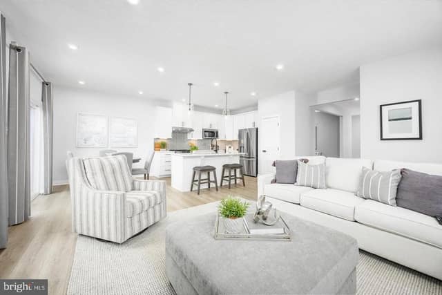 1 Firenze Drive photo 6