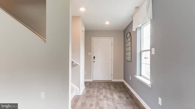 180 Grantway Drive photo 8
