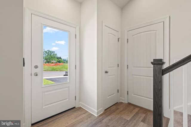 162 Heather Glen Drive photo 4