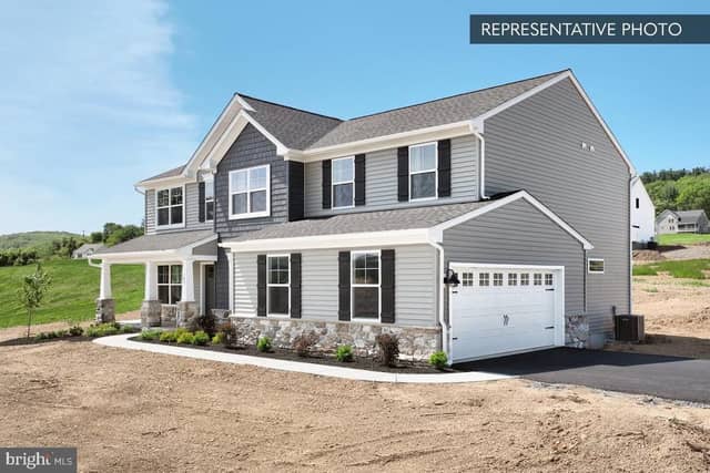 Beacon Pointe Plan At Oak Meadows Estates photo 5
