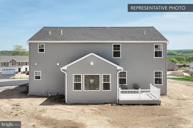 Beacon Pointe Plan At Oak Meadows Estates photo 6