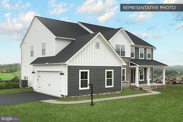 Copper Beech Plan At Oak Meadows Estates photo 2