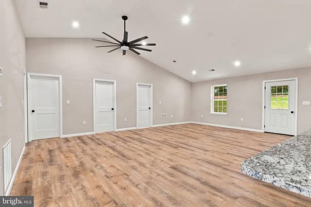 13925 Wolf Road photo 12
