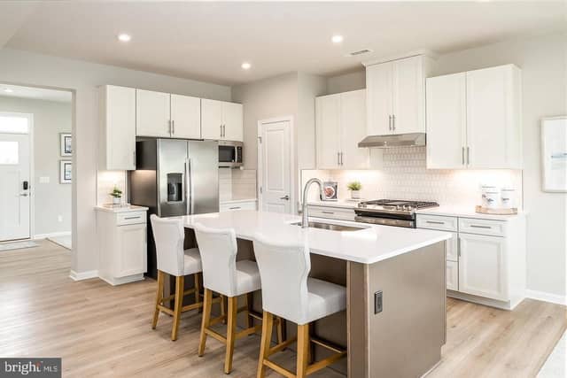 5 Firenze Drive photo 12