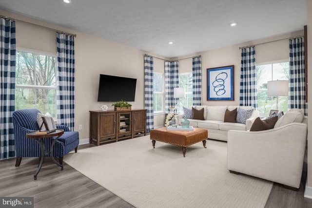 113 Firenzi Drive photo 8